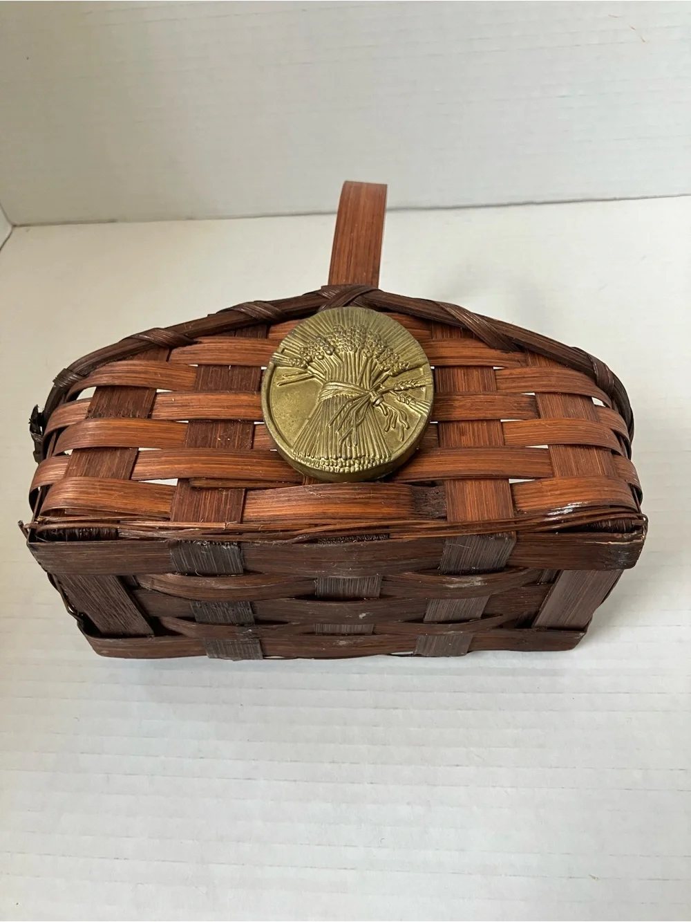 Vintage Brown Woven Duck & Handle Small Baskets Set Brown 5 to 8 Inches Each